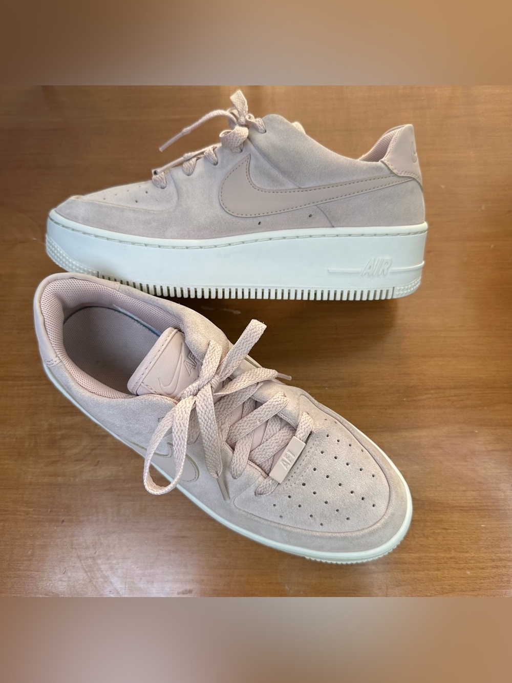 Nike Air Force 1 Sage Low Sneakers Women’s Size 7
